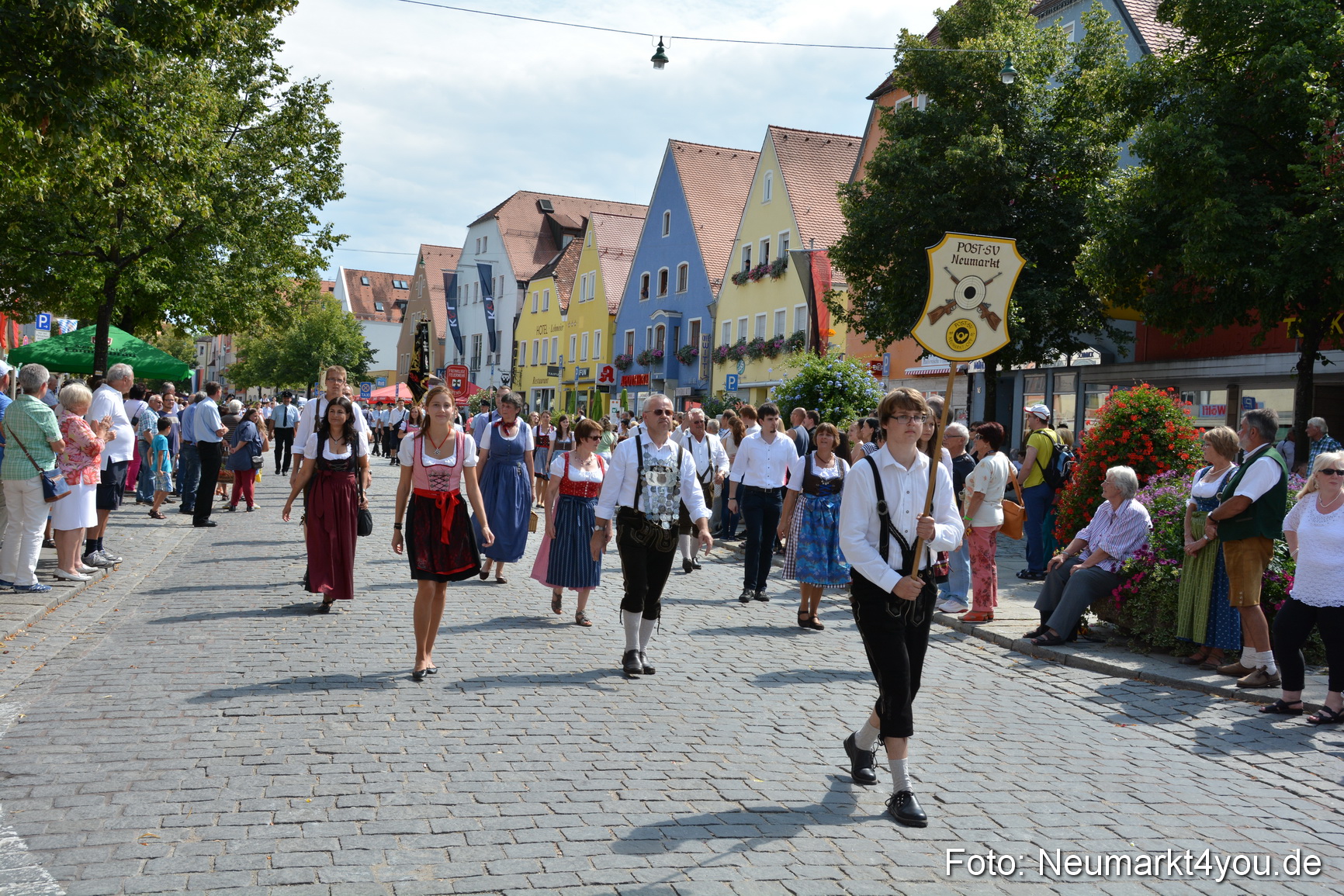 Volksfest Neumarkt 100814 0400